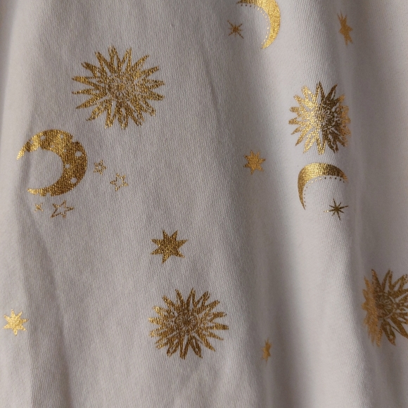 JOCI & I WHITE SWEATSHIRT WITH GOLD CELESTIAL MOON STARS DETAIL - Picture 5 of 10